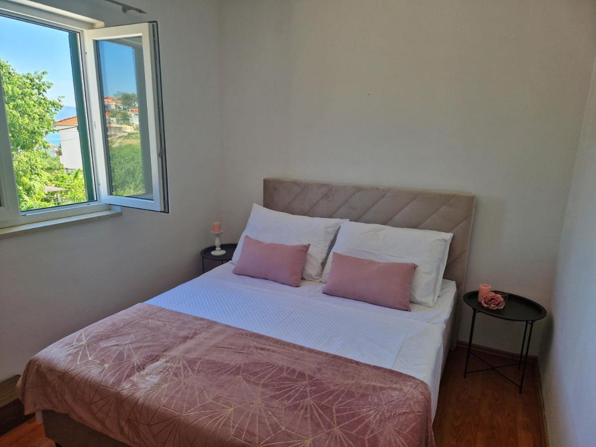 Holiday Home Nino With Amazing Swimming Pool Slatine Εξωτερικό φωτογραφία