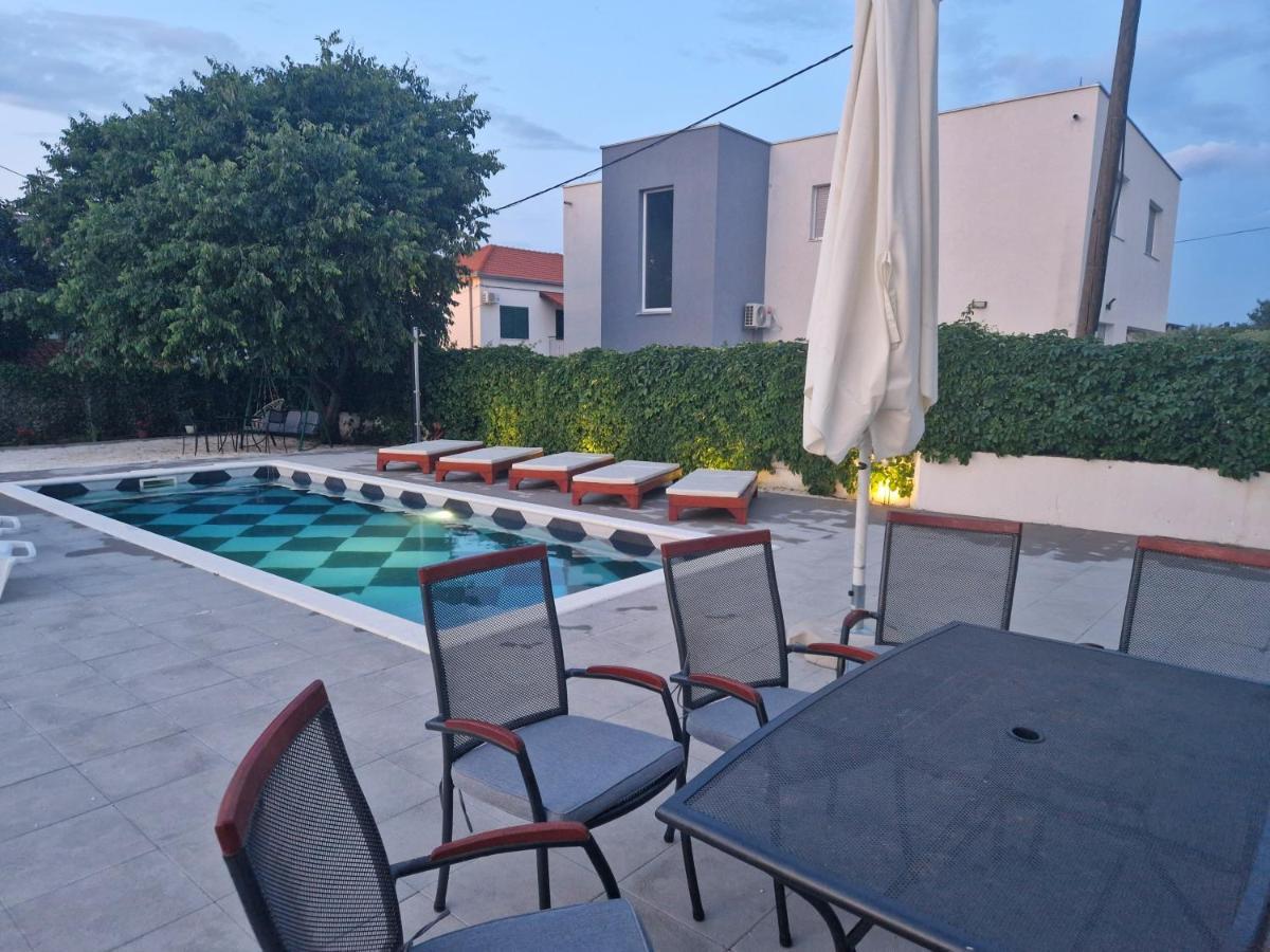 Holiday Home Nino With Amazing Swimming Pool Slatine Εξωτερικό φωτογραφία