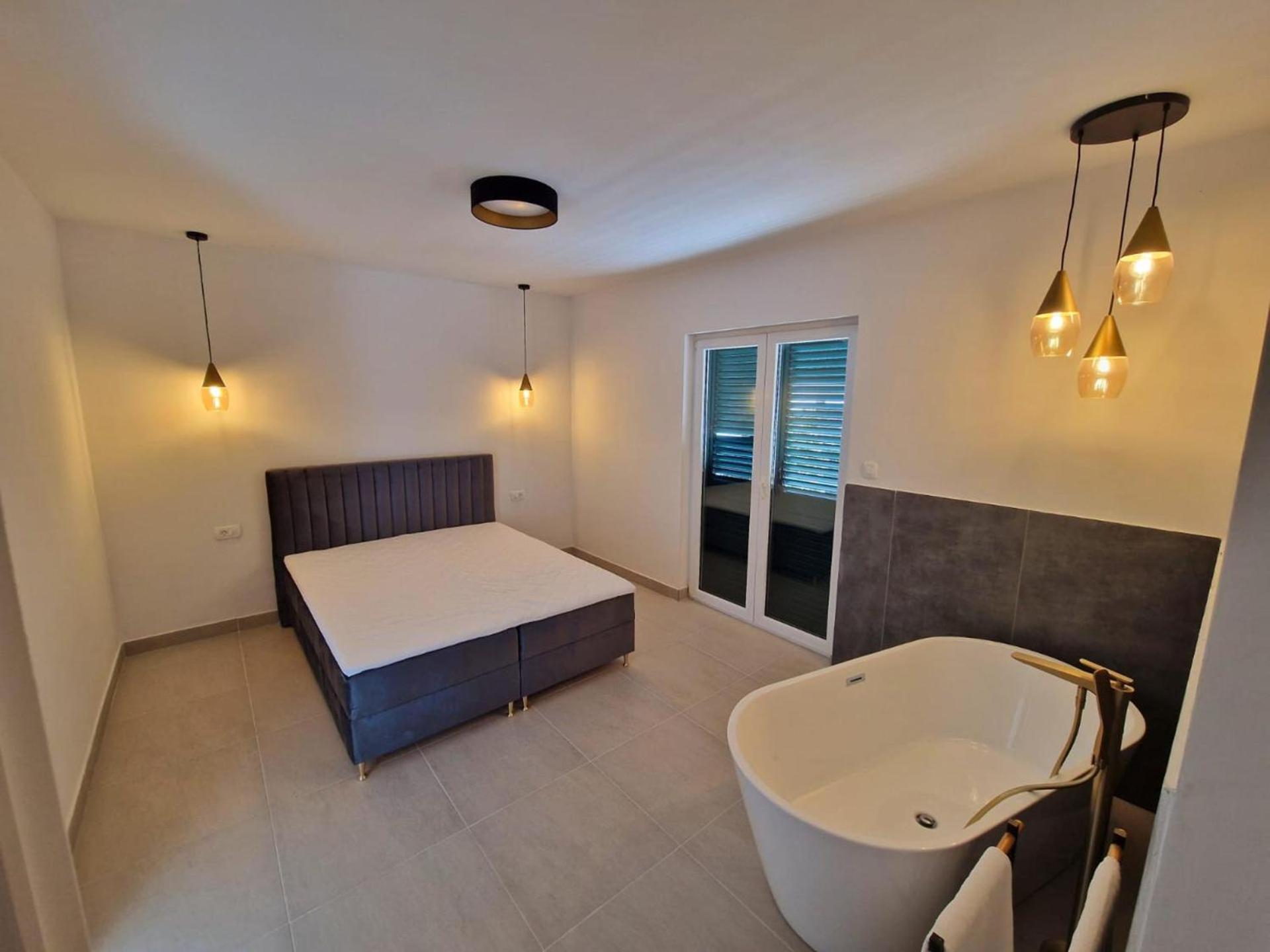 Holiday Home Nino With Amazing Swimming Pool Slatine Εξωτερικό φωτογραφία